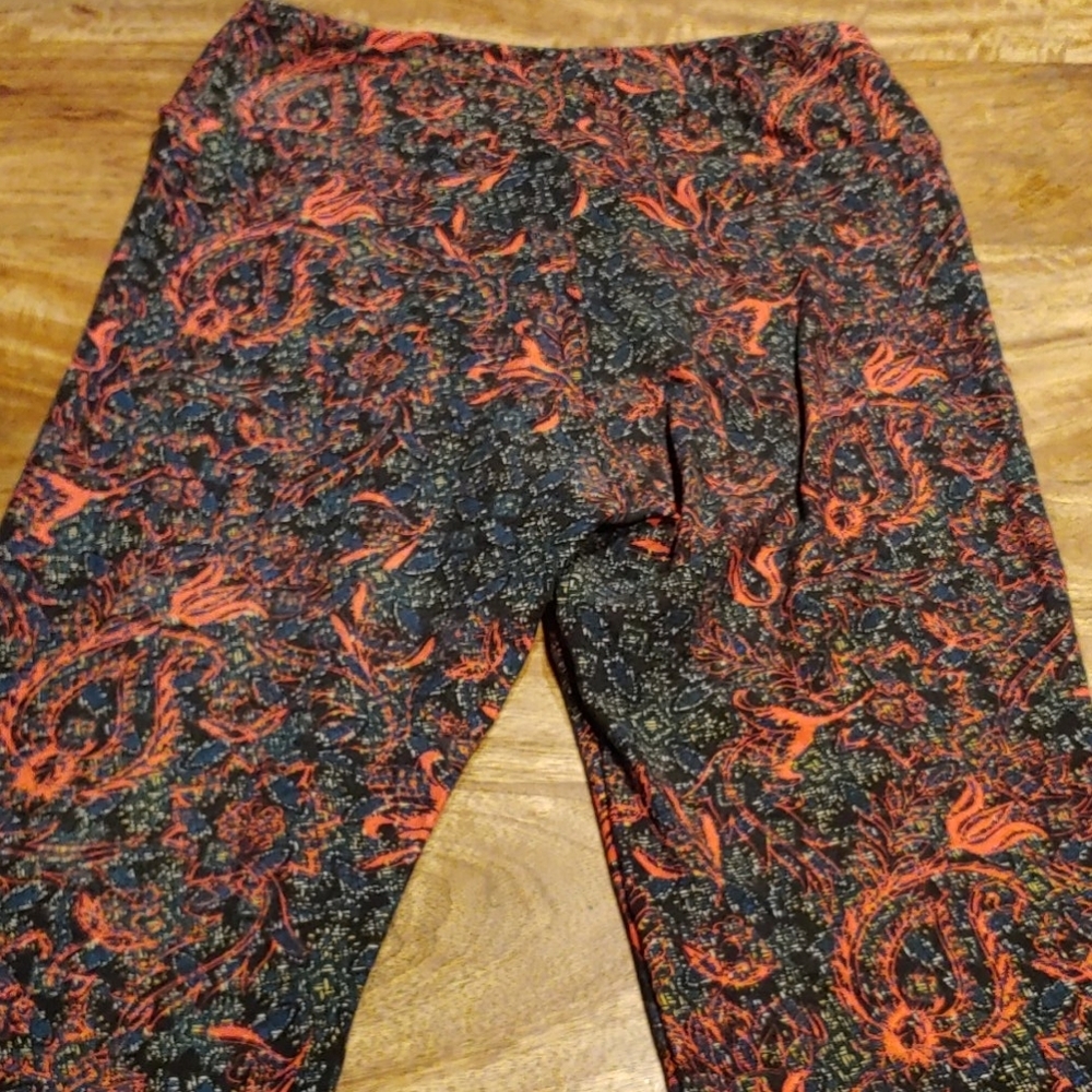 LulaRoe Leggings One Size - Picture 4 of 4